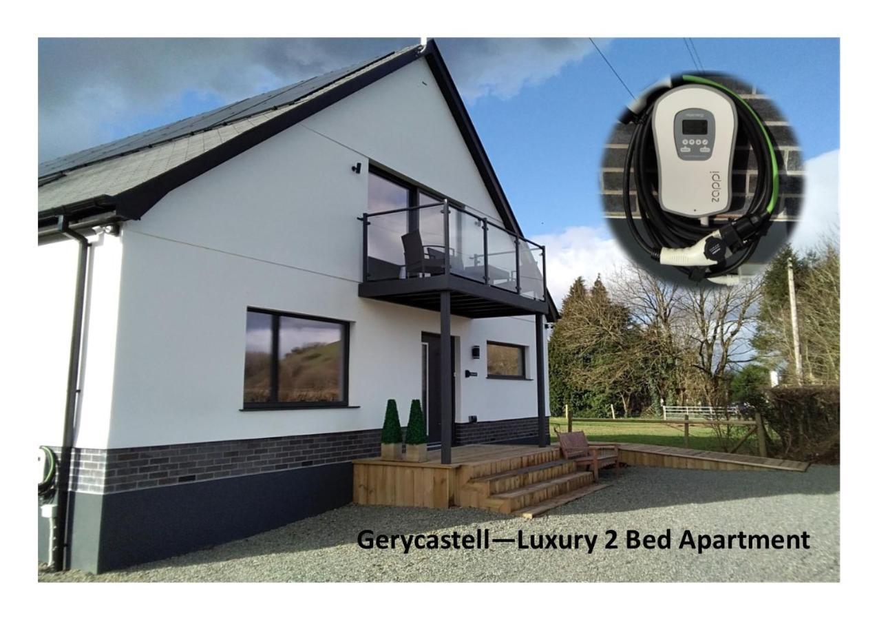 Gerycastell Luxury Holiday Apartment With Stunning Views & Ev Station Point 카마던 외부 사진