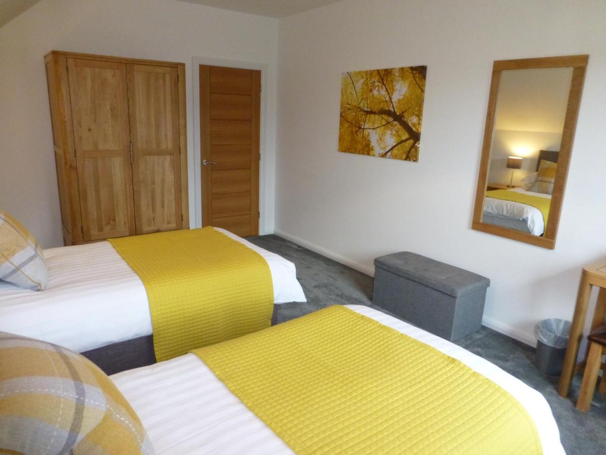 Gerycastell Luxury Holiday Apartment With Stunning Views & Ev Station Point 카마던 외부 사진